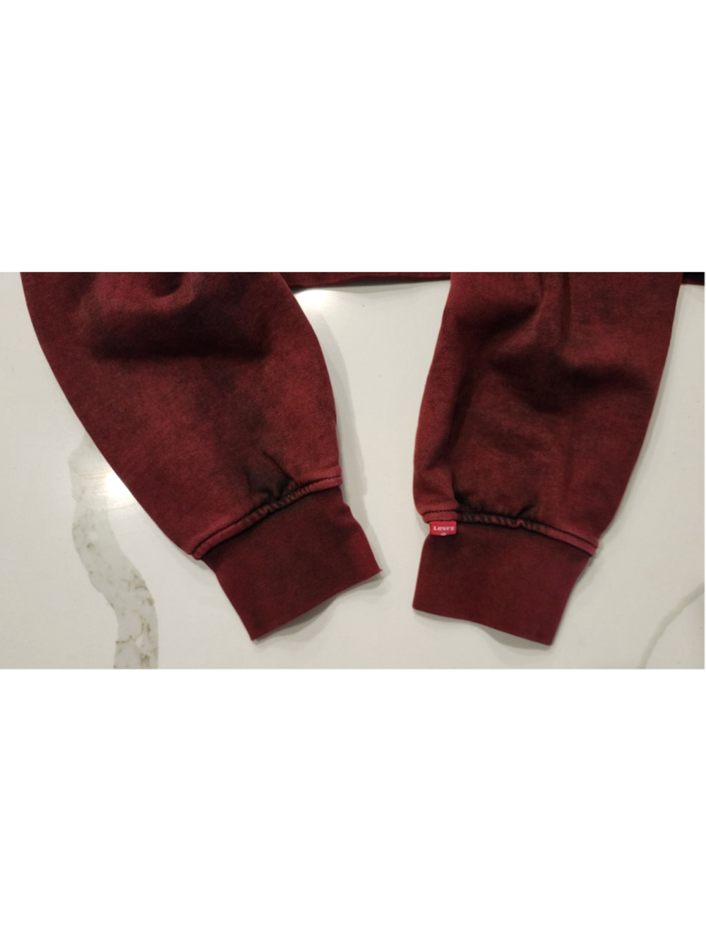 Levi's Sweatshirt Mens XS Maroon Red Acid Wash Logo Pullover Crewneck Relaxed - Picture 4 of 10